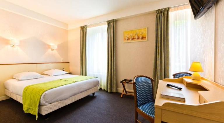 Logis Hotel de la Paix — photo 2