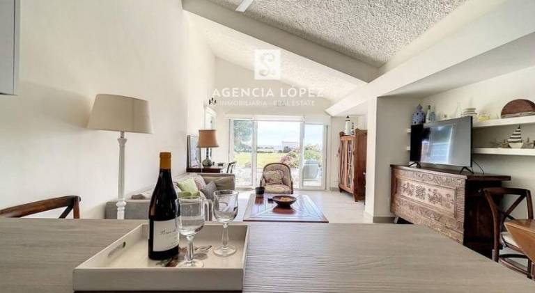 Beautiful house with BBQ, terrace & yard | Beach nearby | Suitable for remote work | Pets allowed — photo 3