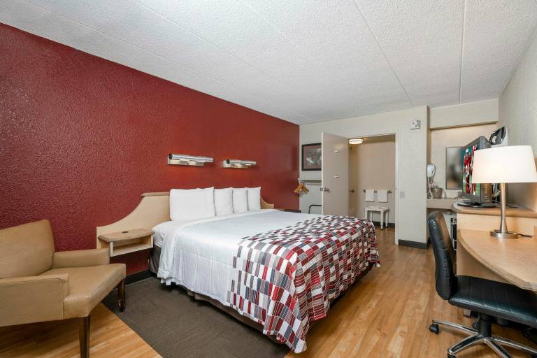 Red Roof Inn Syracuse — photo 5