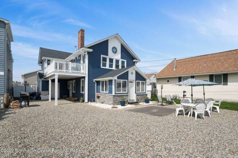 House Bay Head