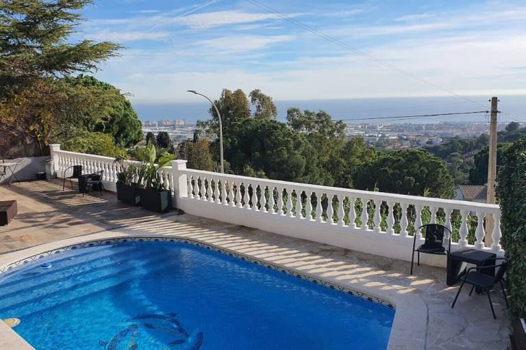 Villa  Argentona