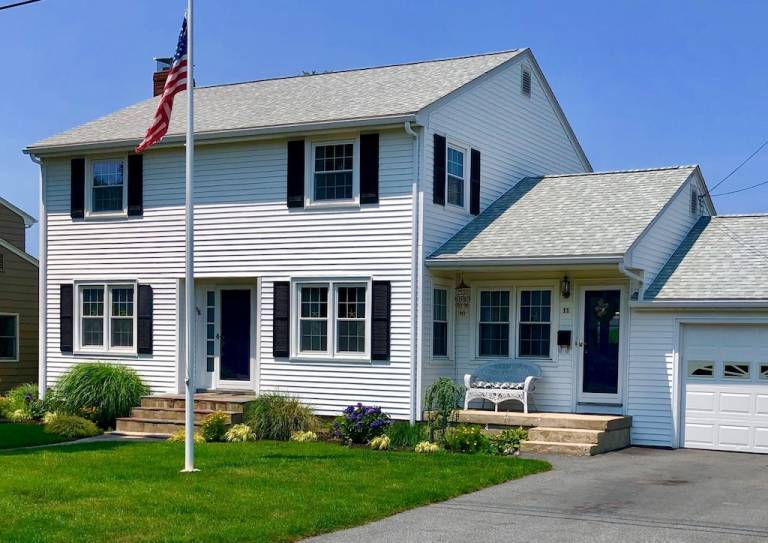 House  Newport East