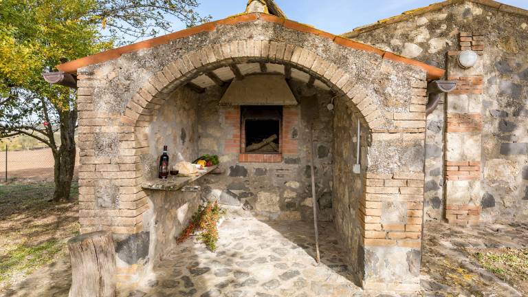 Fully equipped lovely villa with garden, BBQ & private pool | Garden view | Suitable for remote work | Pets allowed — photo 3