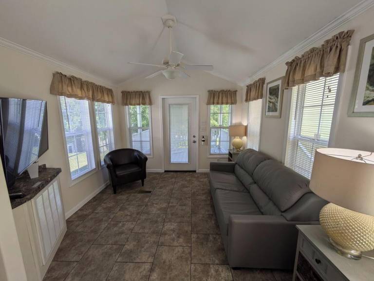 Cabin Lake Norman of Catawba