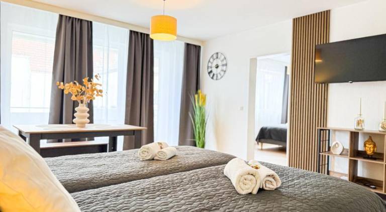 ImmoStay Waterfront Apartments - Balkon uber Bremen & Parking in Bremen