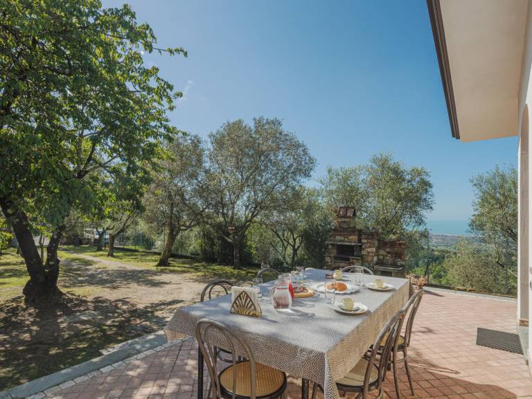 House with terrace, barbecue & garden — photo 4