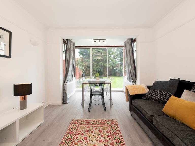 House Sutton