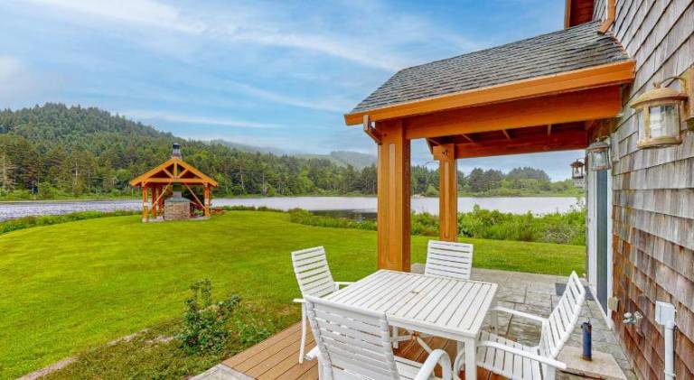 Big vacation home | Close to the beach | Pets allowed — photo 4