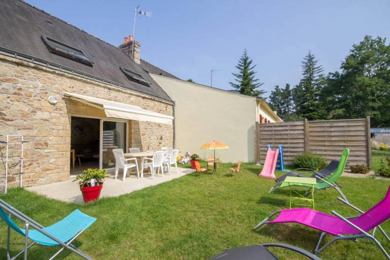 Gite with terrace & garden — photo 2