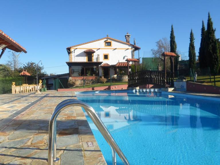 Ferienhaus mit Pool in Parbayón, Atlantikküste Spanien f&uuml;r max. 4 Personen am Atlantik