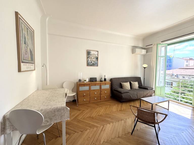 Fully equipped charming holiday apartment | Next to Russian Orthodox Cathedral | Next to the beach | Pets allowed — photo 5