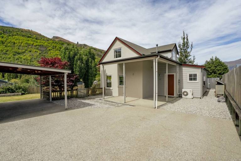 House  Arrowtown