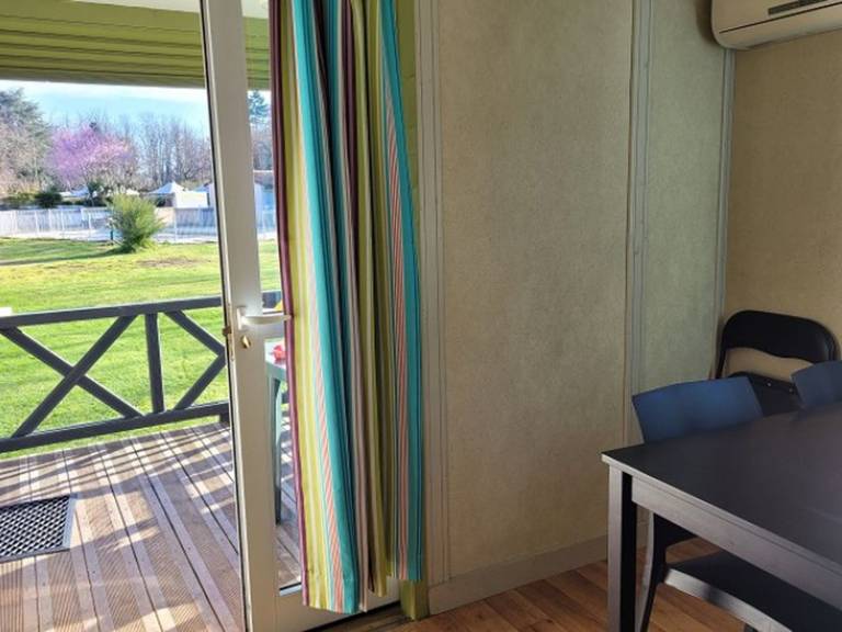 Chalet with pool — photo 3