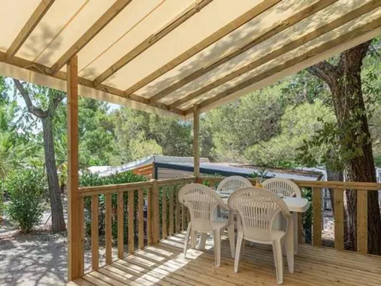 Mobile home with pool & terrace — photo 5