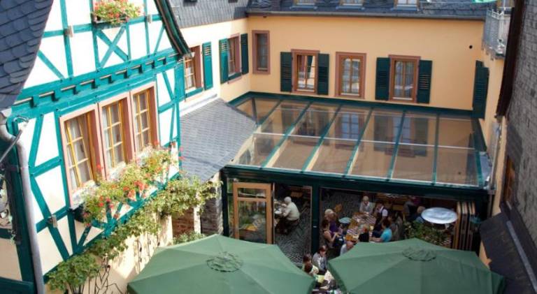 Historisches Weinhotel Zum Grünen Kranz — photo 4