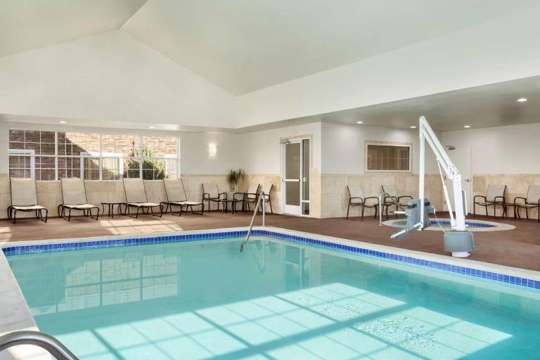 Homewood Suites by Hilton Fargo — photo 5