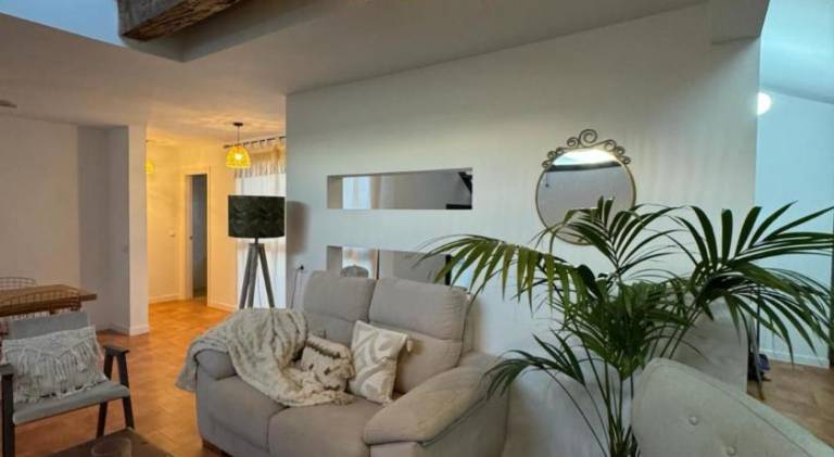 Rental apartment with 4 rooms for 7 persons in Cáceres