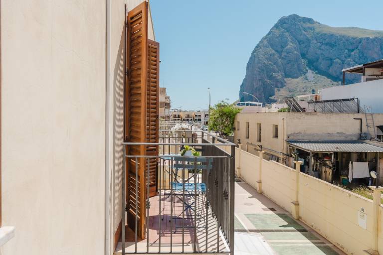 Apartment 'Kairos' with Shared Pool, Wi-Fi and Air Conditioning — photo 3