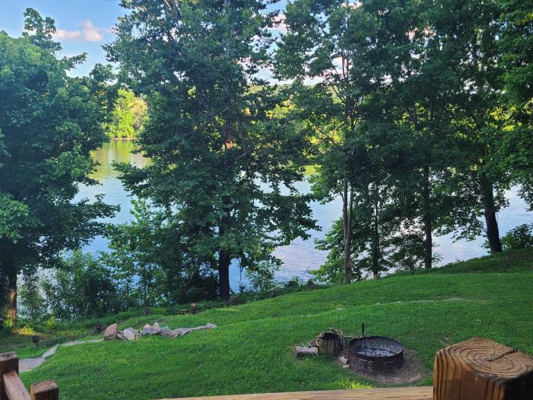 Calico Rock, AR Vacation Rentals from 113 Hometogo