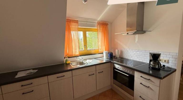 Holiday apartment with patio & garden — photo 3