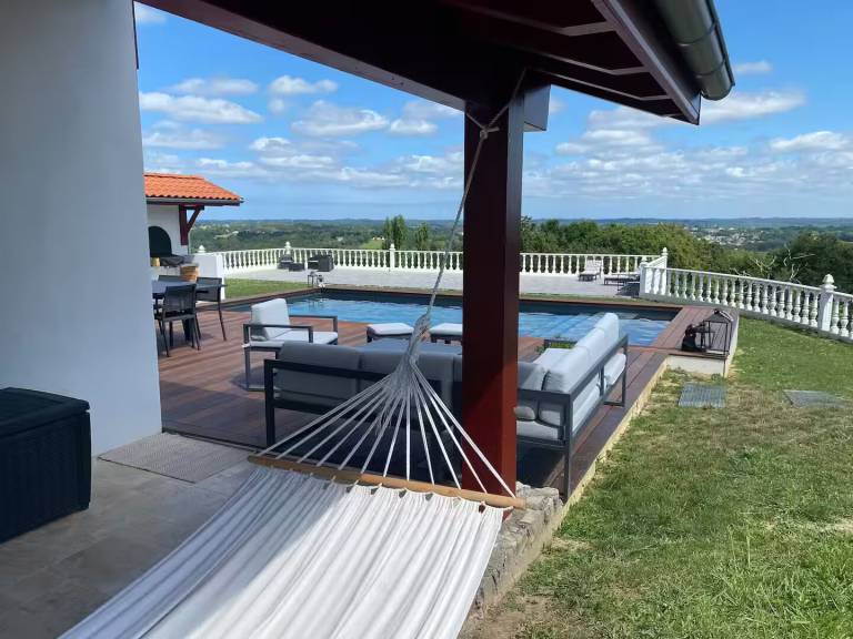 Maison de vacances Briscous