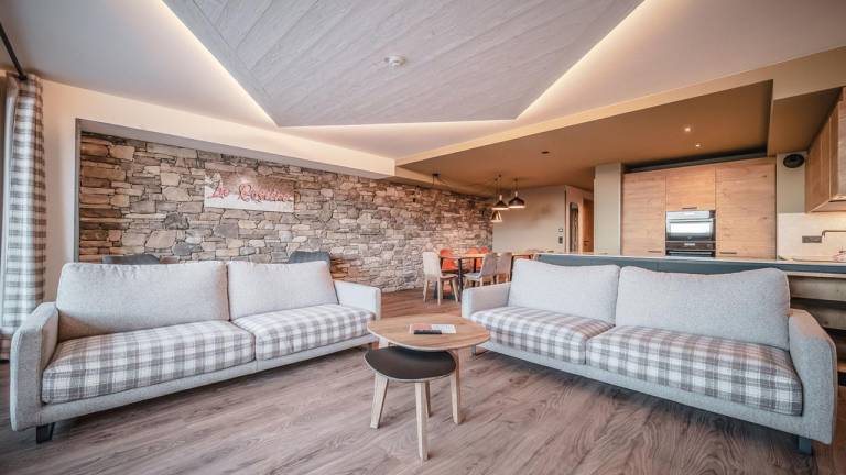 Wifi, 100m from resort center, 3rd floor, view valley, fitness, swimming pool, sauna, hammam — photo 3