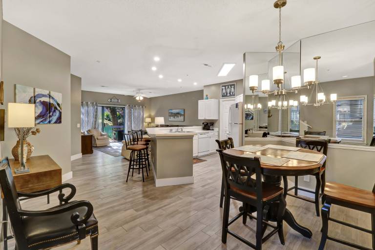 52 Ocean Breeze: Free Bikes, Tennis & Pool, Pet Friendly! — photo 3