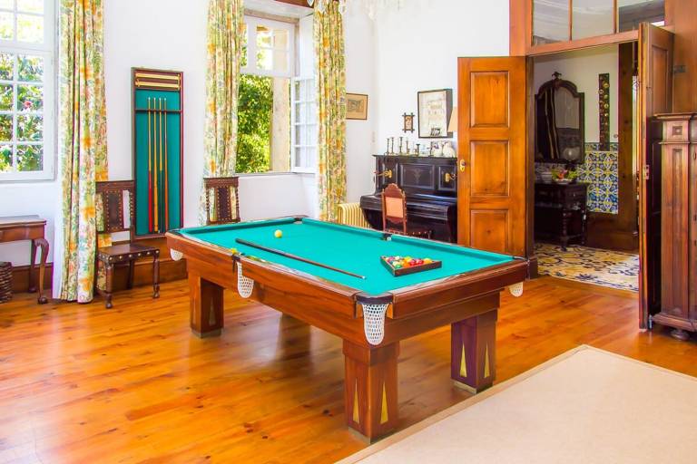 Liiiving in Ofir Manor Pool House — photo 2