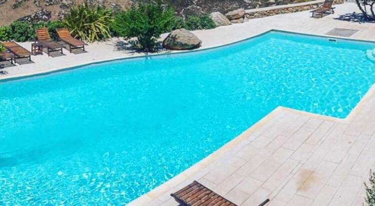 Villa with pool, terrace & garden | Pet-friendly in Mykonos