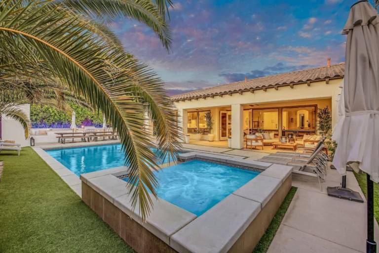 House with private pool in Indio, CA