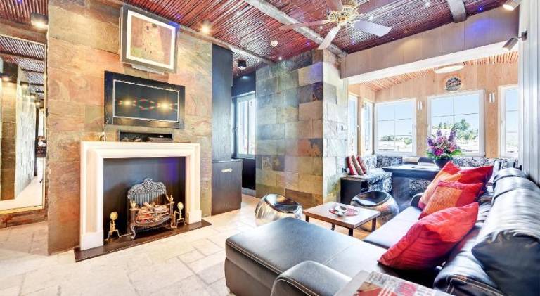 Serviced apartment with sauna, pool & BBQ | Beach nearby | Pets allowed — photo 4
