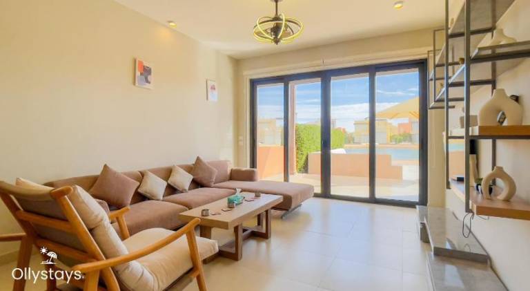 Apartment with pool in Hurghada