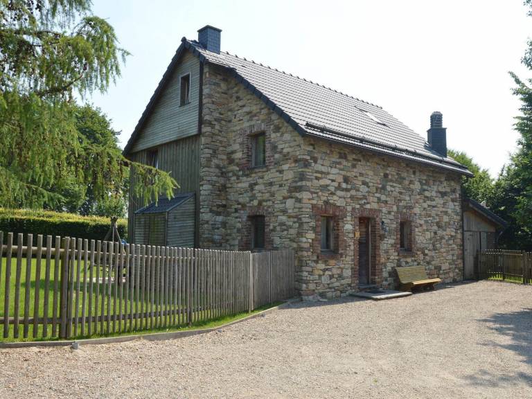 Chalet Robertville