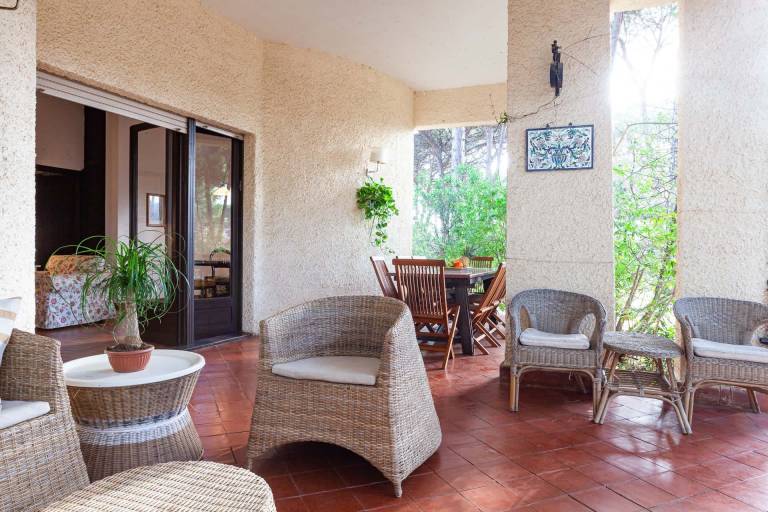 Villa with barbecue, terrace & private pool | Nature view — photo 3