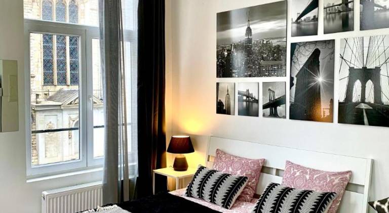 Pleasant rental apartment | Near Grote Markt | Pet-friendly in Antwerp