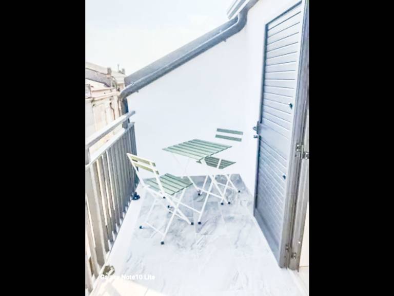 Holiday apartment with terrace — photo 4