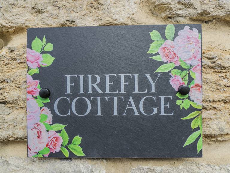 Fully equipped cottage with pool & garden | Beach view | Dogs allowed — photo 2