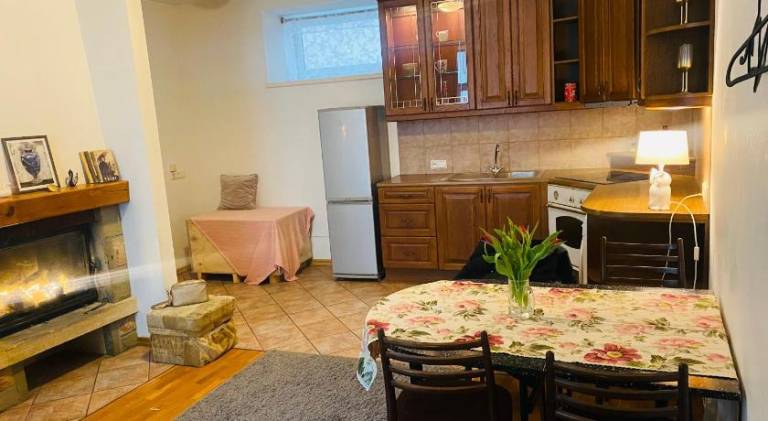 Cozy oldtown apartment next of Town hall square — photo 3