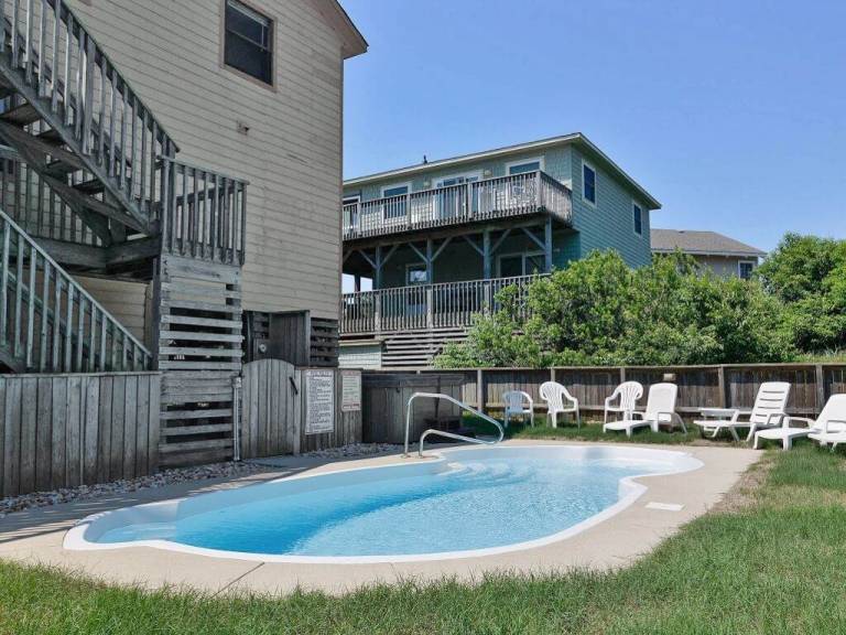 Vacation home with private pool, hot tub & barbeque | Beach view in Outer Banks, NC