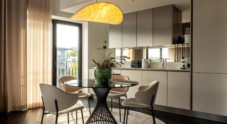 Luxury seaside penthouse with a view of the old town — photo 2
