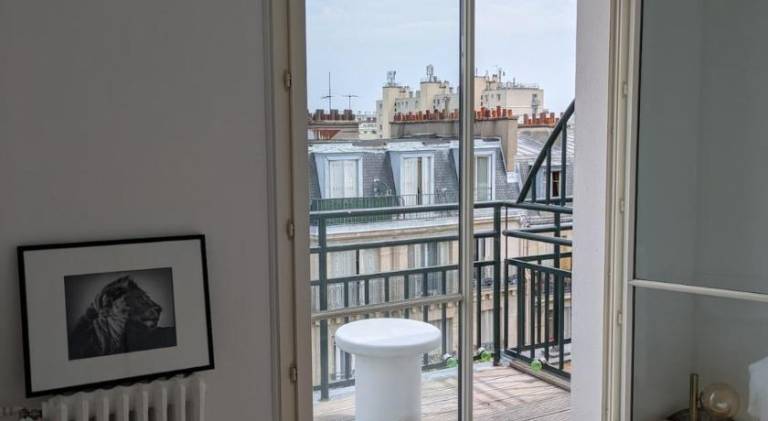 Rental apartment with patio — photo 2