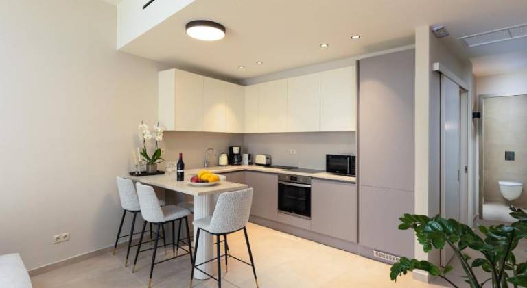 Apartment with 2 rooms for 4 persons — photo 3