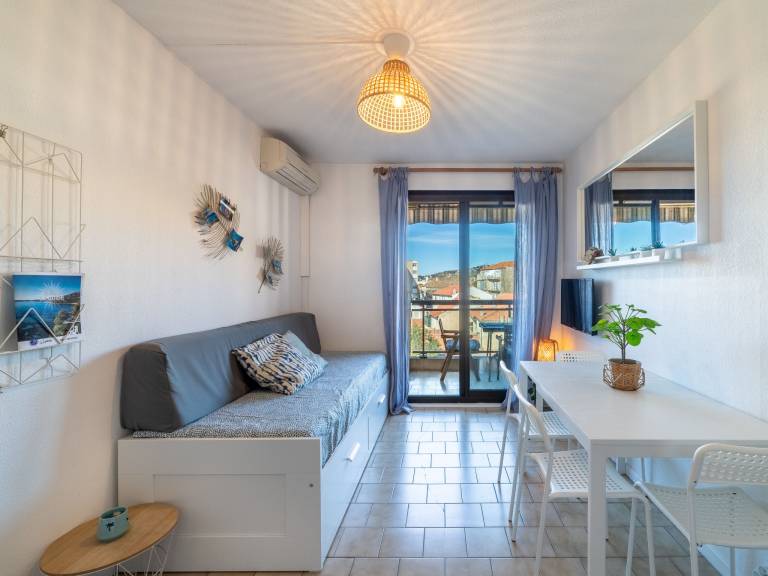 Holiday apartment with terrace — photo 5