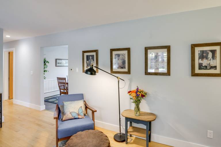 1 Mi to Dtwn: Cottage w/ Large Yard in Stockbridge — photo 5