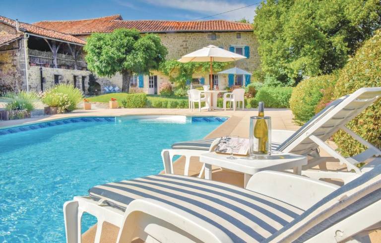 Maison de vacances  Suaux