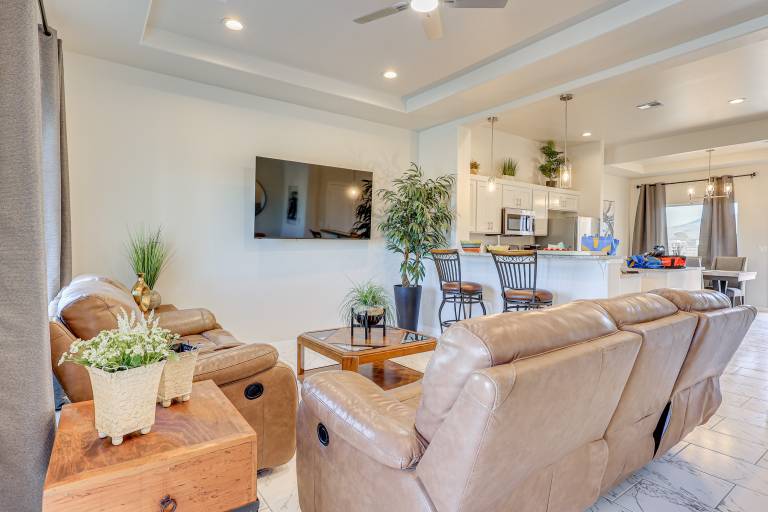 Hike the Organ Mtns! Modern Las Cruces Townhome — photo 5
