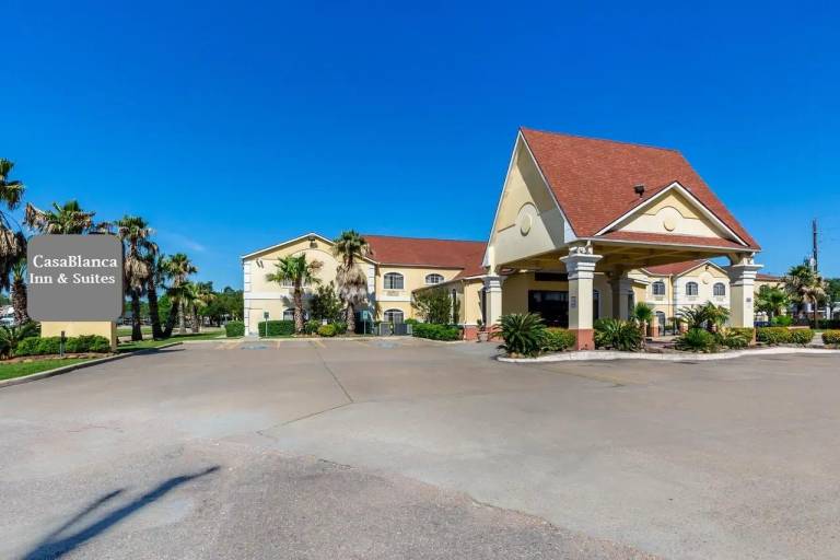 CasaBlanca Inn & Suites in Houston, TX