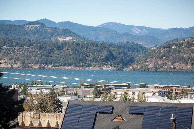 House  Hood River