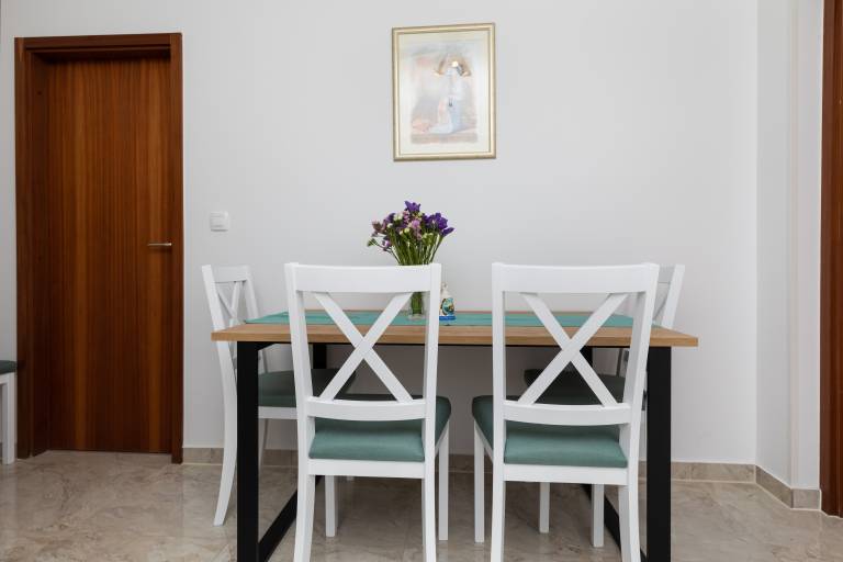 Two bedroom apartment with terrace and sea view Pisak, Omiš (A-5975-a) — photo 2