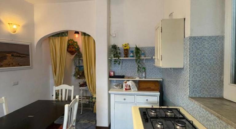Rental apartment with 2 rooms for 4 persons — photo 3